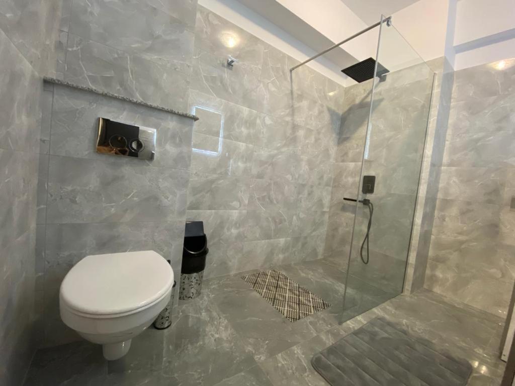 Augustus Apartment コンスタンツァ エクステリア 写真